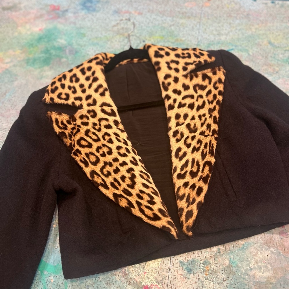 Mid Century Authentic Leopard Jacket - Picture 2 of 16